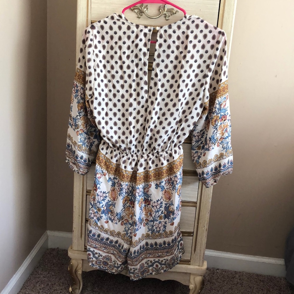 Romper - Picture 2 of 3